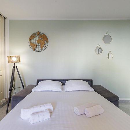 Le Victoria, Elegant T2 Au Bord Des Plages, Piscine, Sauna Menton Exterior photo