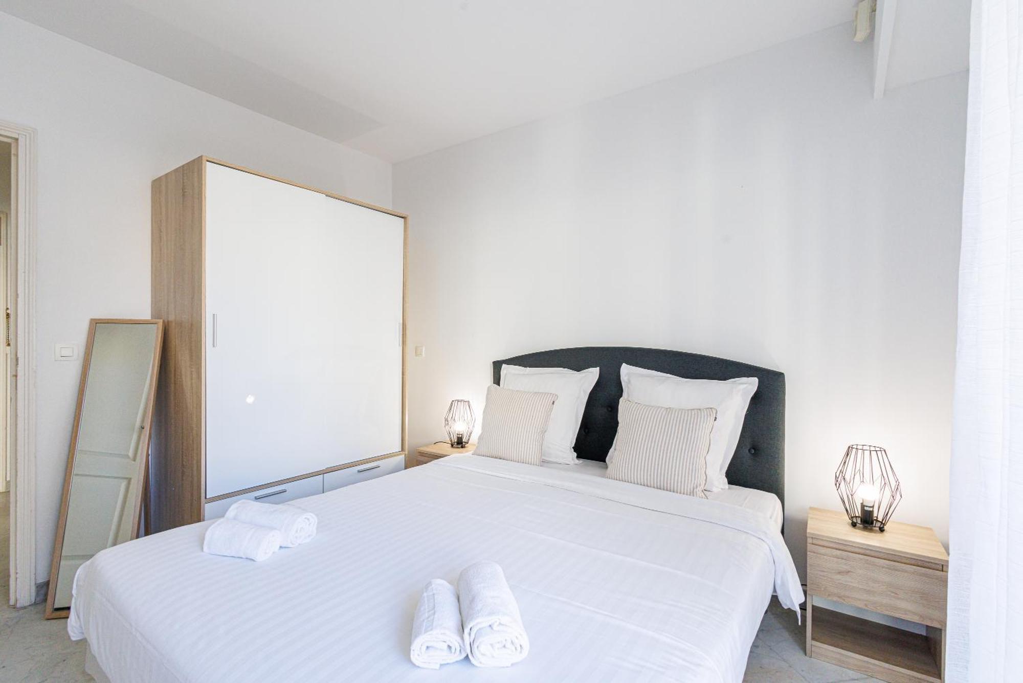 Le Victoria, Elegant T2 Au Bord Des Plages, Piscine, Sauna Menton Exterior photo